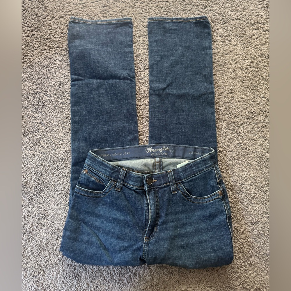 WRANGLER Willow Dark Wash Bootcut Ultimate Riding Jean | Women’s size 9x32 - Picture 2 of 9
